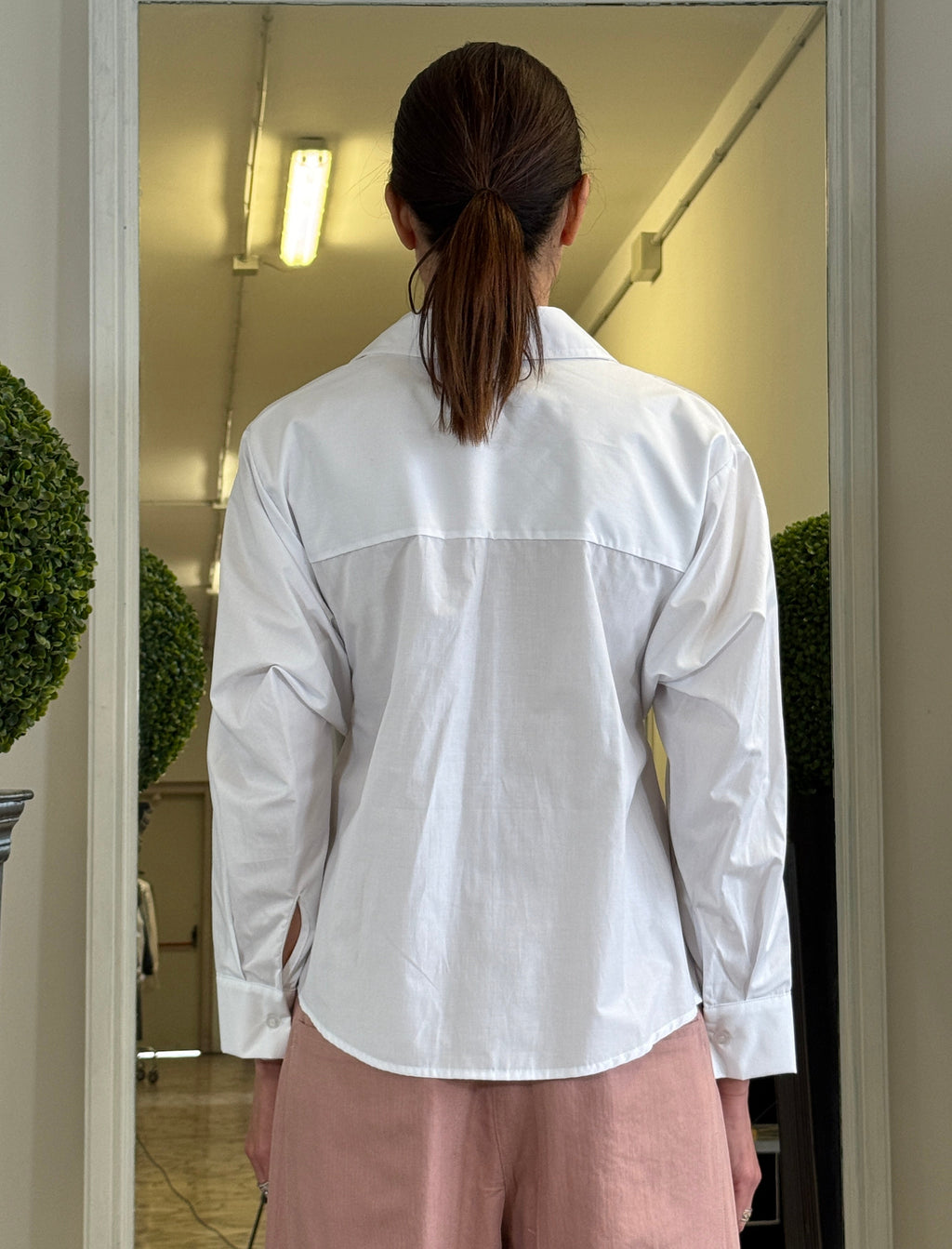 Tensione In Camicia con Movimento sul Punto Vita