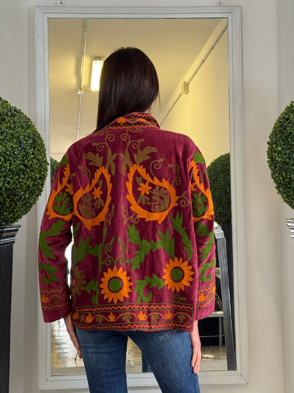 Suzani Artigianale Flower Bordeaux 775