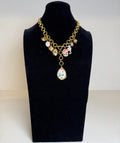 Collana in Metallo Dorato con Charms e Pendenti