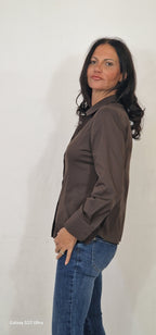 Camicia con bottone gioiello