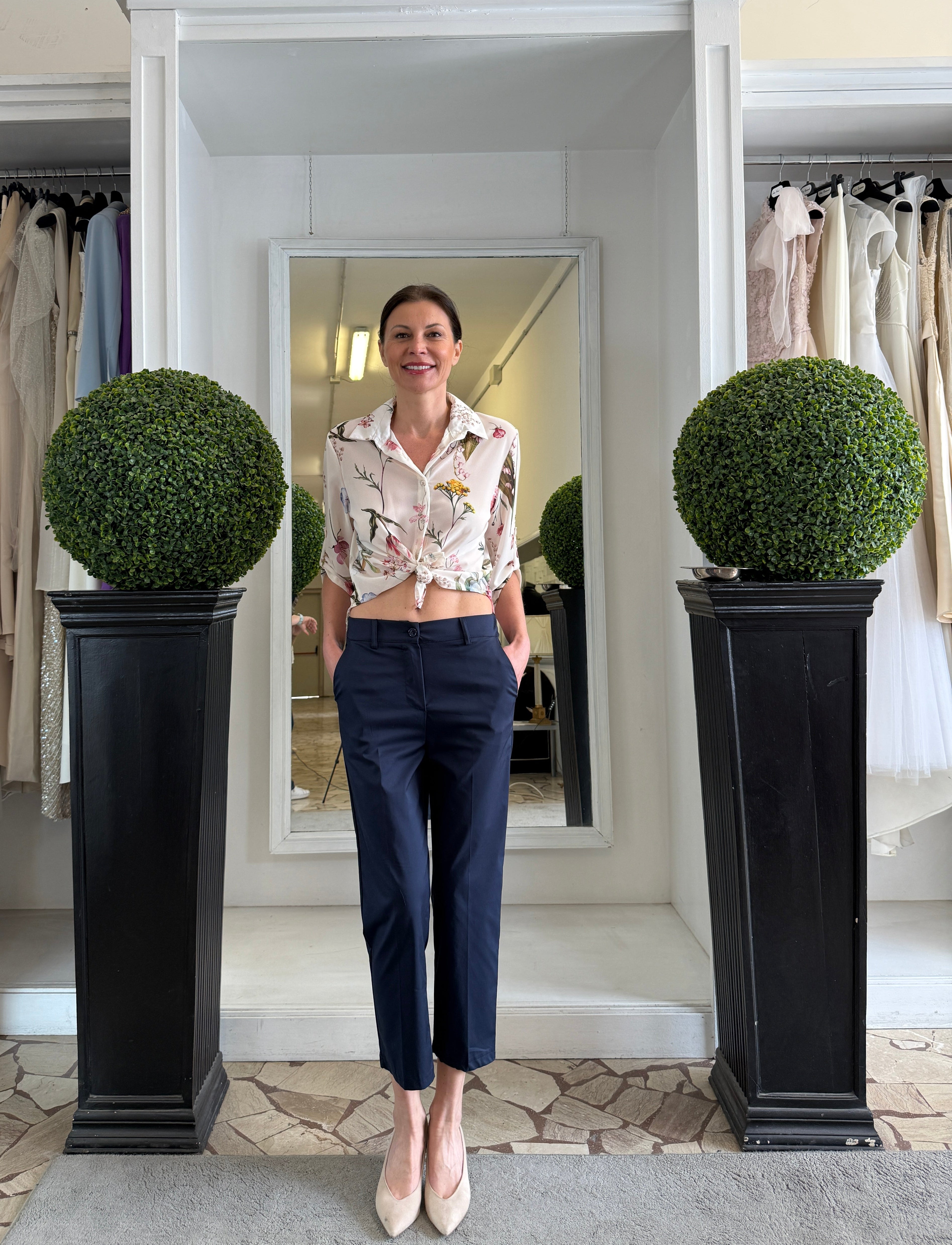 Pantaloni a Sigaretta con Elastico sul Retro