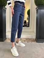 Pantaloni Taglio Jeans con Cintura
