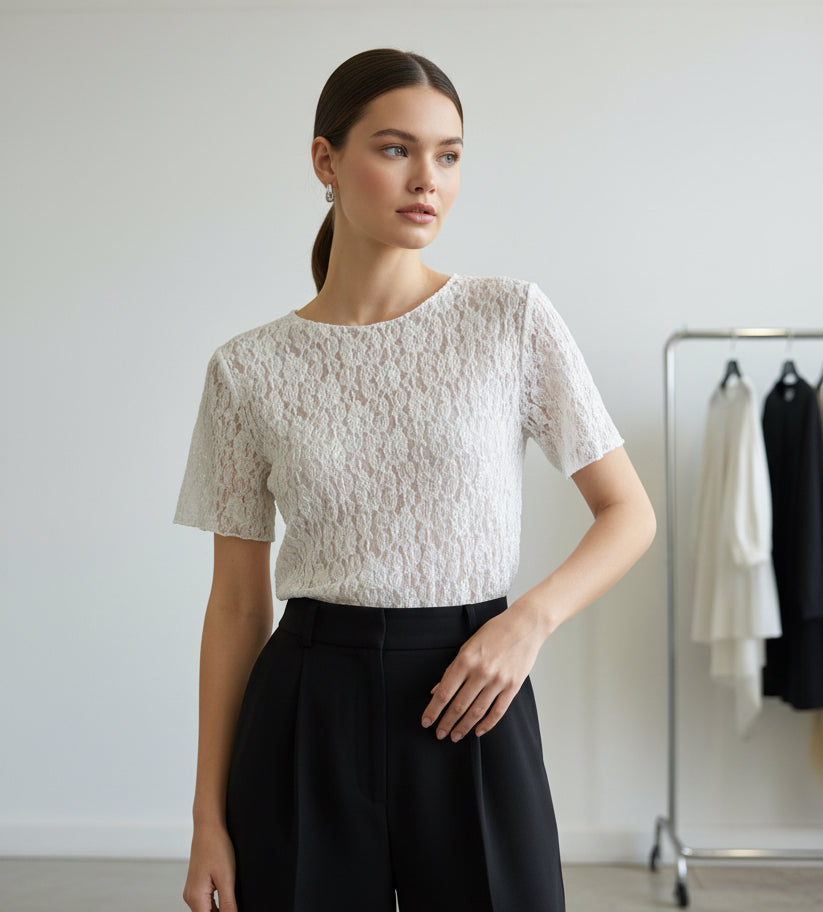 Maglia in Pizzo Elasticizzato Manica Corta