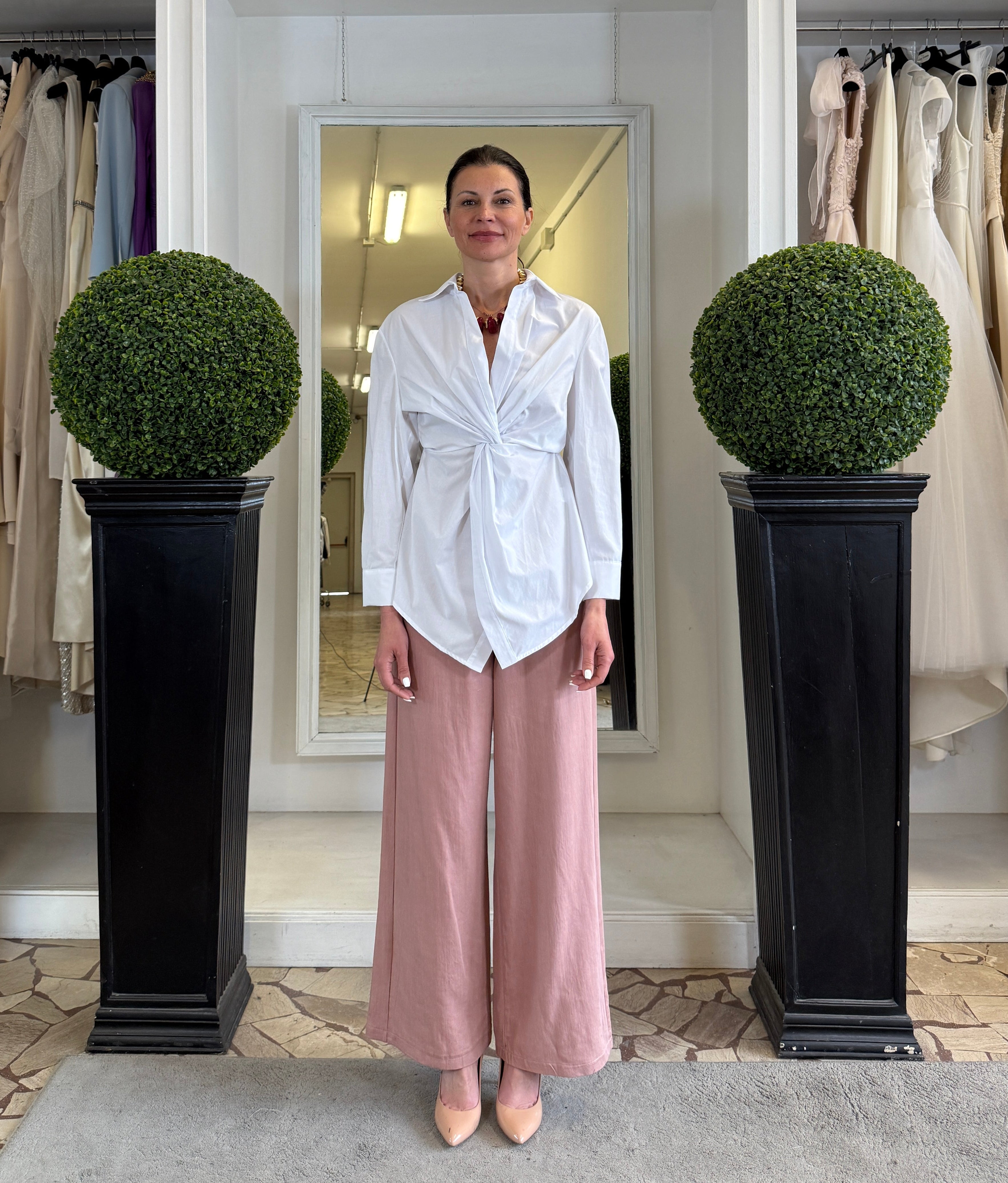 Tensione In Camicia con Movimento sul Punto Vita