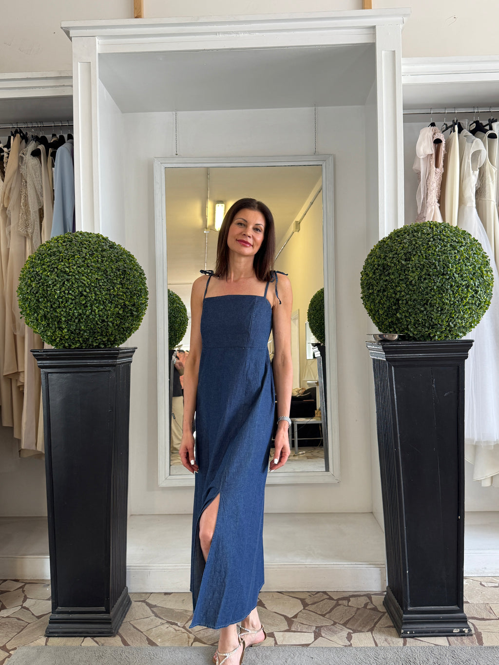 Abito Lungo in Denim Leggero con Spalline Sottili