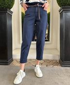 Pantaloni Taglio Jeans con Cintura