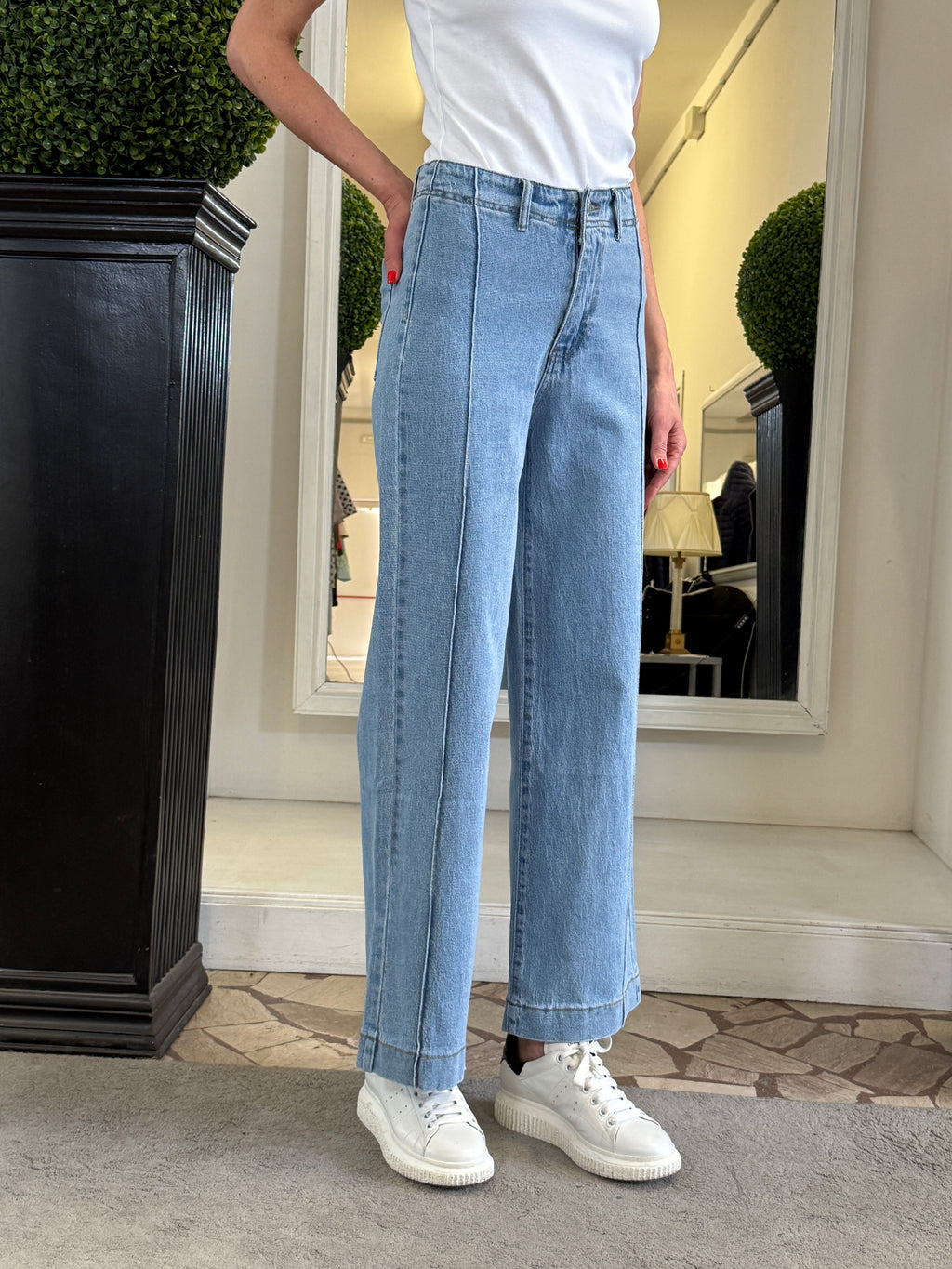 Jeans a Vita Alta con Nervatura Centrale