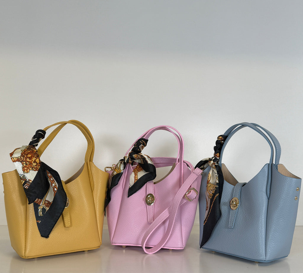Mia Borsa in Pelle con Foulard sul Manico