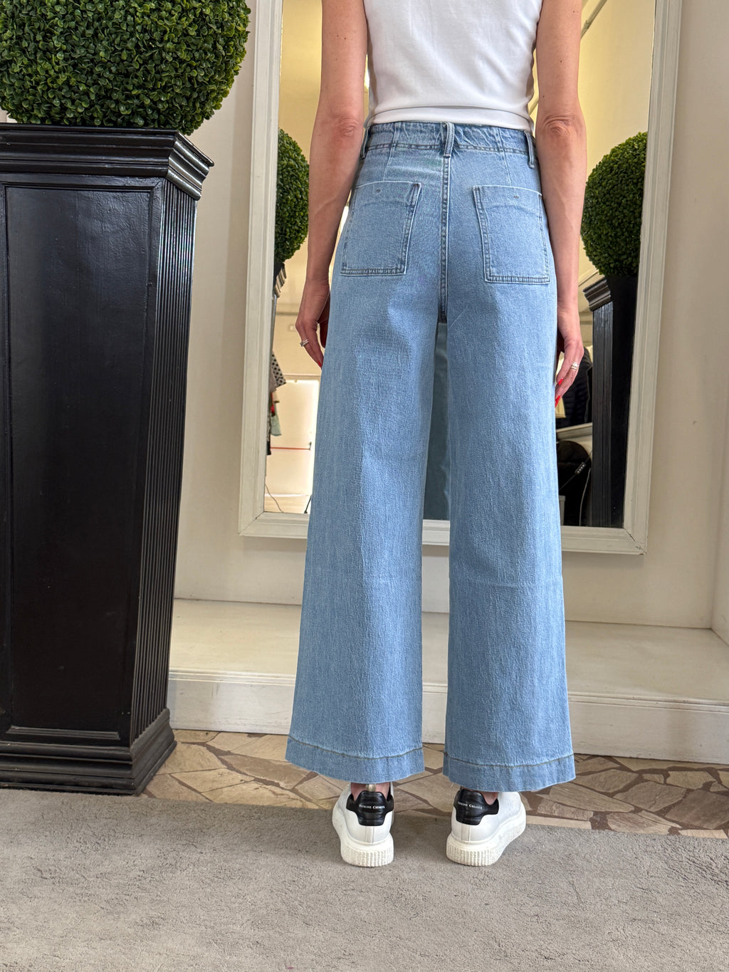 Jeans a Vita Alta con Nervatura Centrale