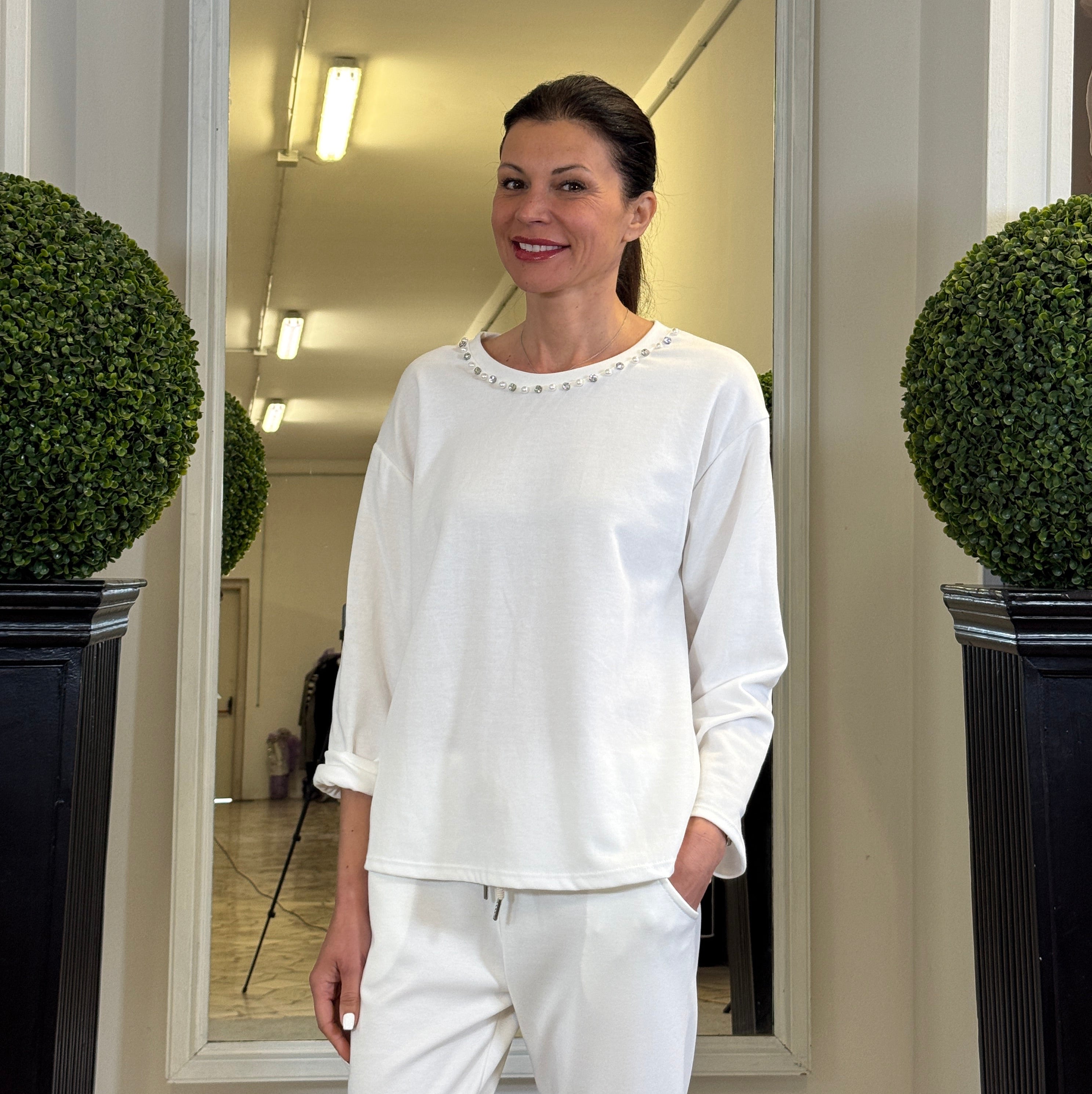 Felpa Leggera con Brillantini e Perle al Girocollo