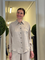 Tensione In Camicia con Taschino in Cupro