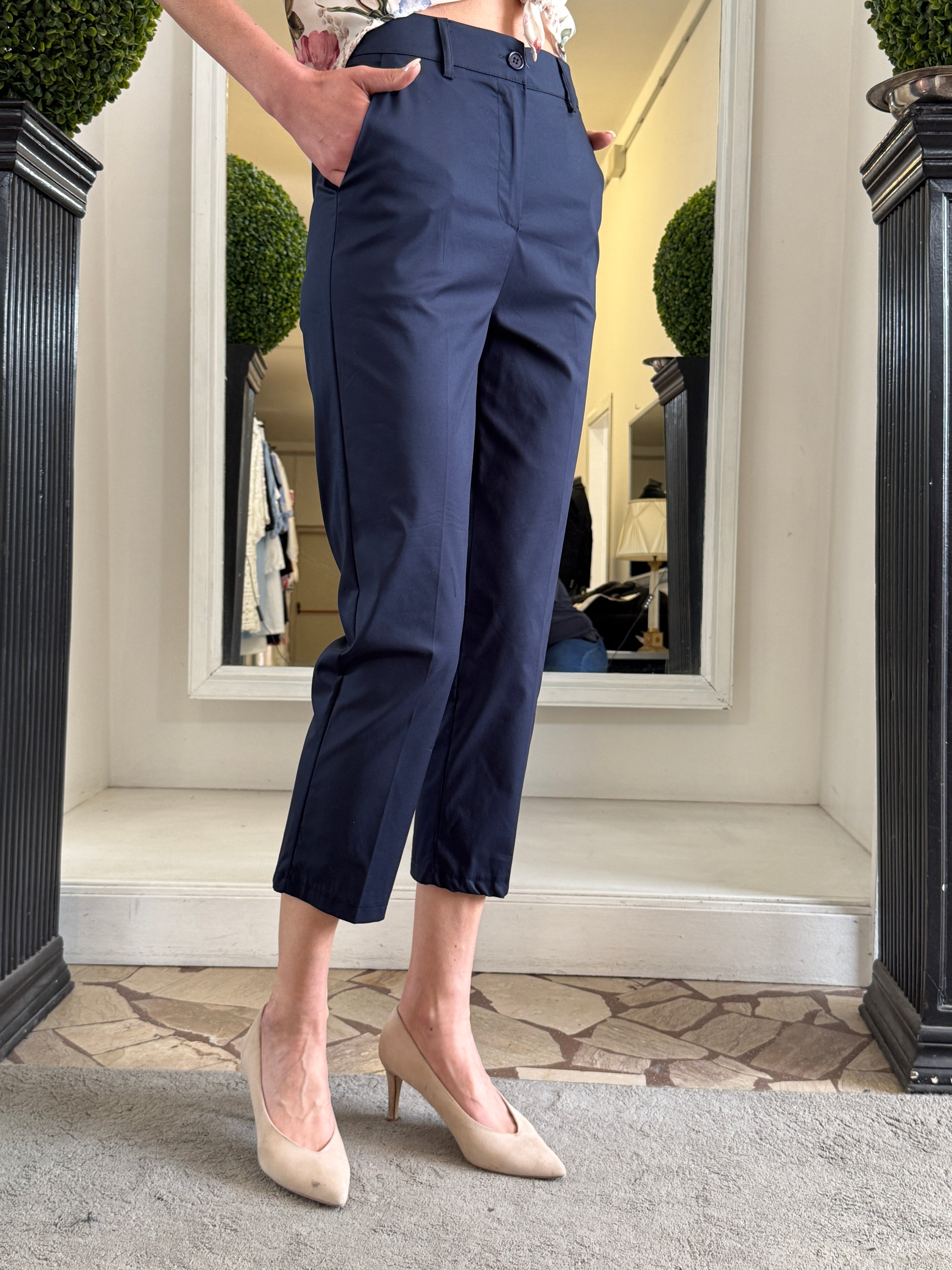 Pantaloni a Sigaretta con Elastico sul Retro