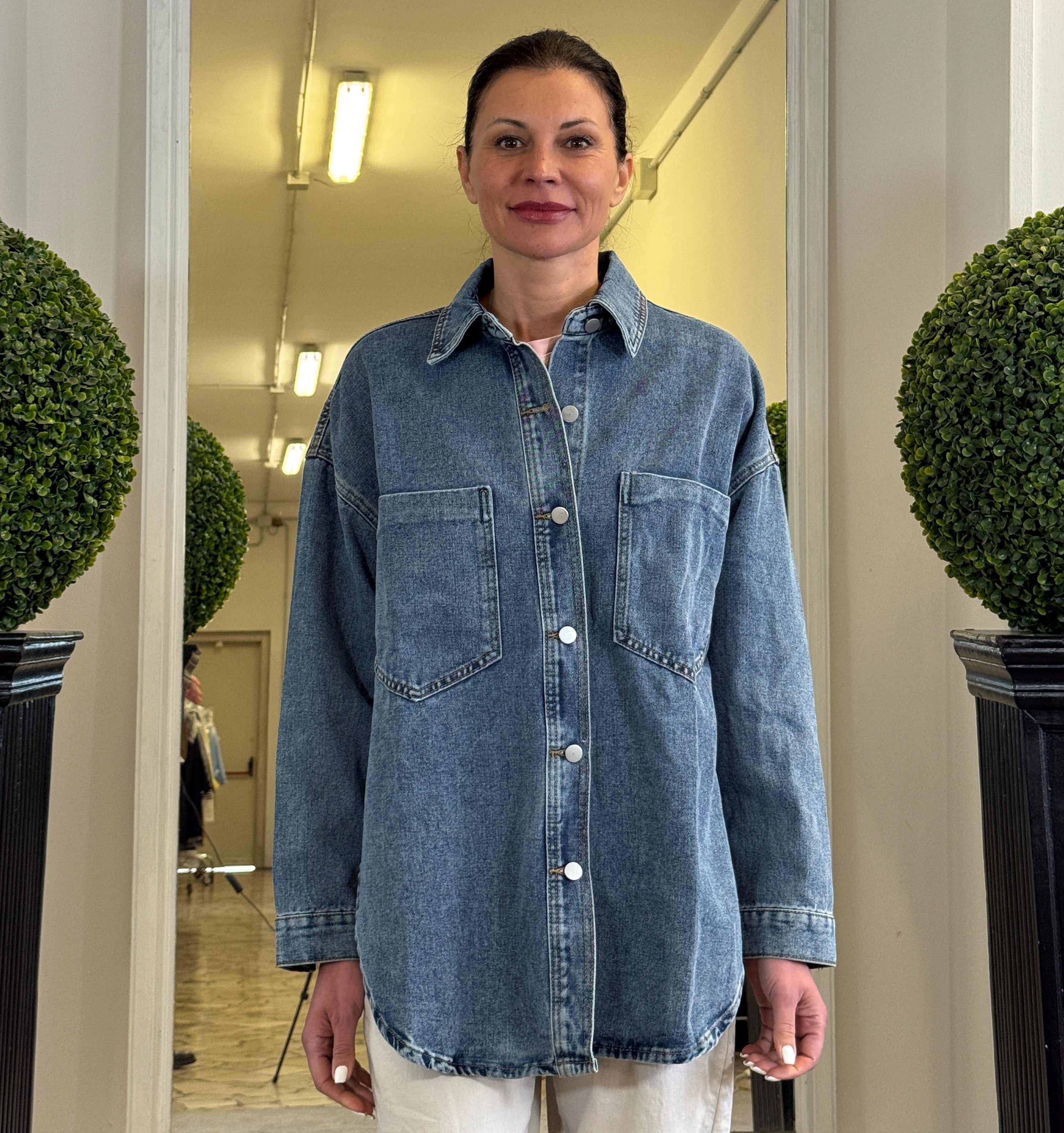 Camicia Over in Denim con Tasche