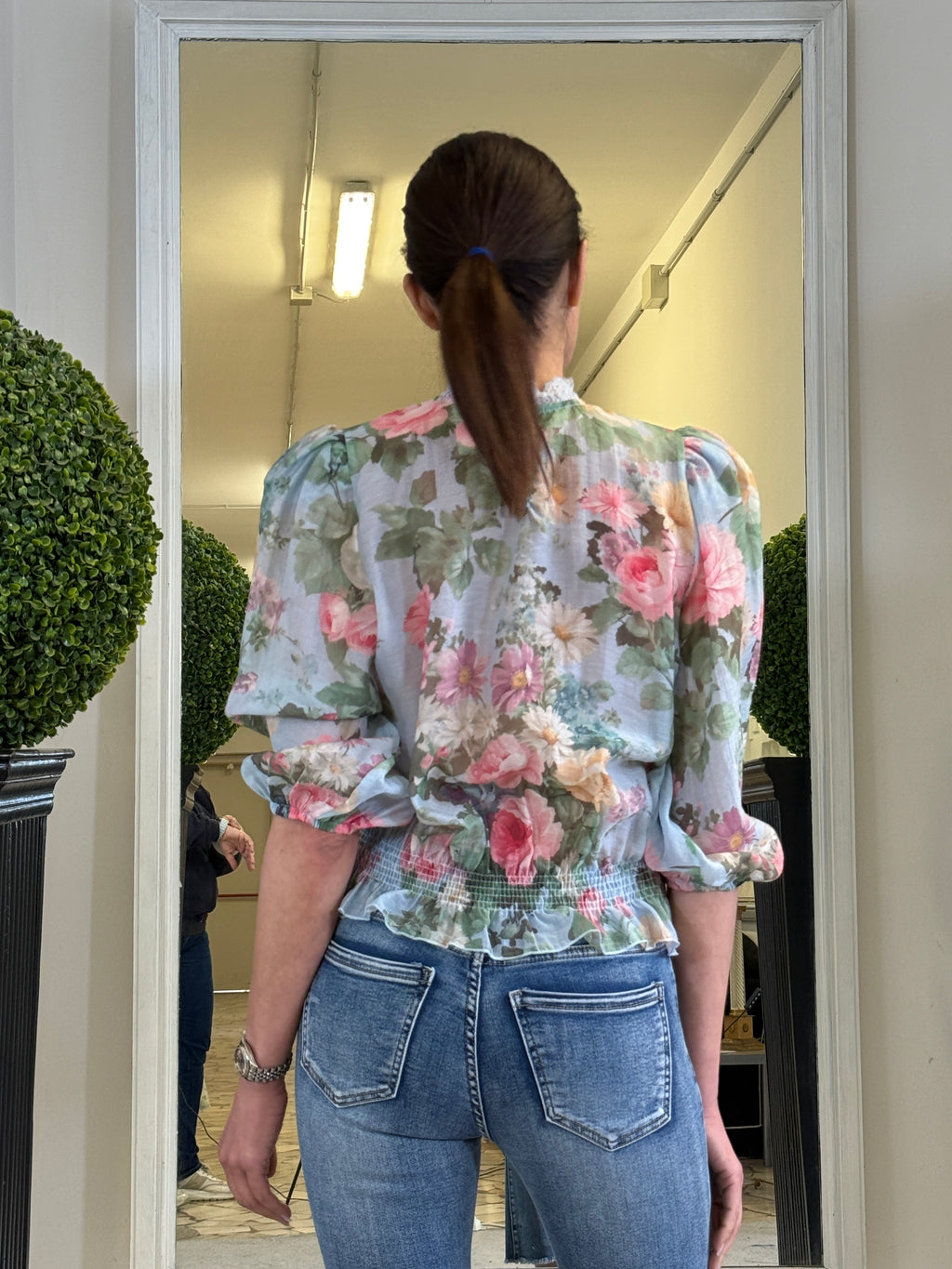 Tensione In Camicia Floreale con Elastico