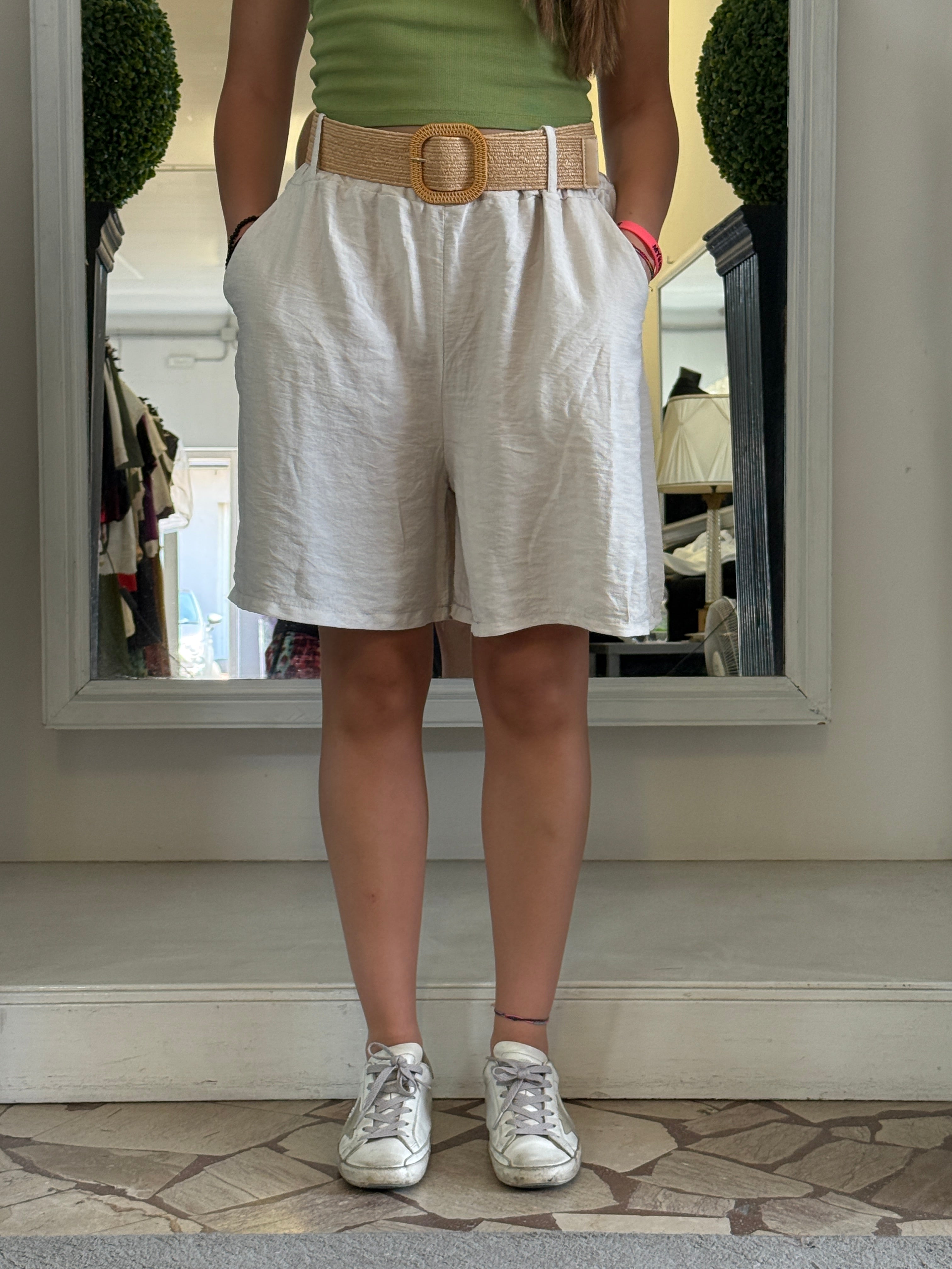 Bermuda con Elastico in Vita e Cintura in Raffia