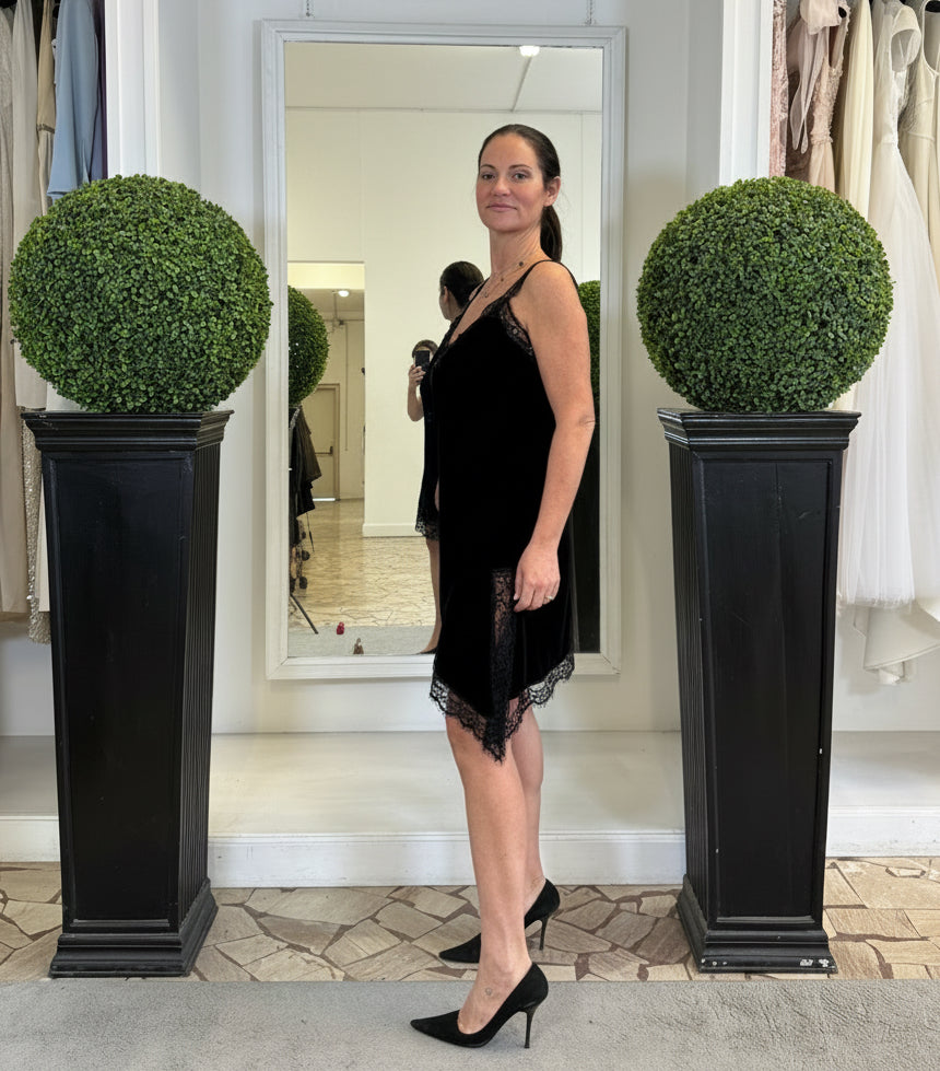 Abito a Sottoveste in Velluto e Pizzo