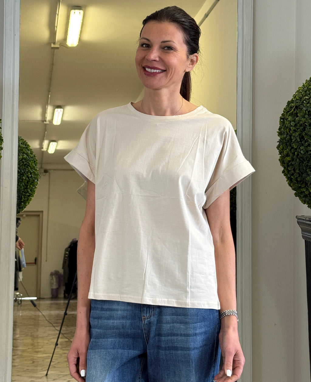T-shirt Basic con Maniche con Risvolto