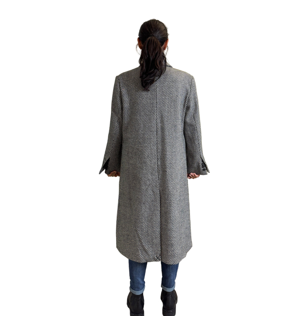 Cappotto Zig Zag con Spilla