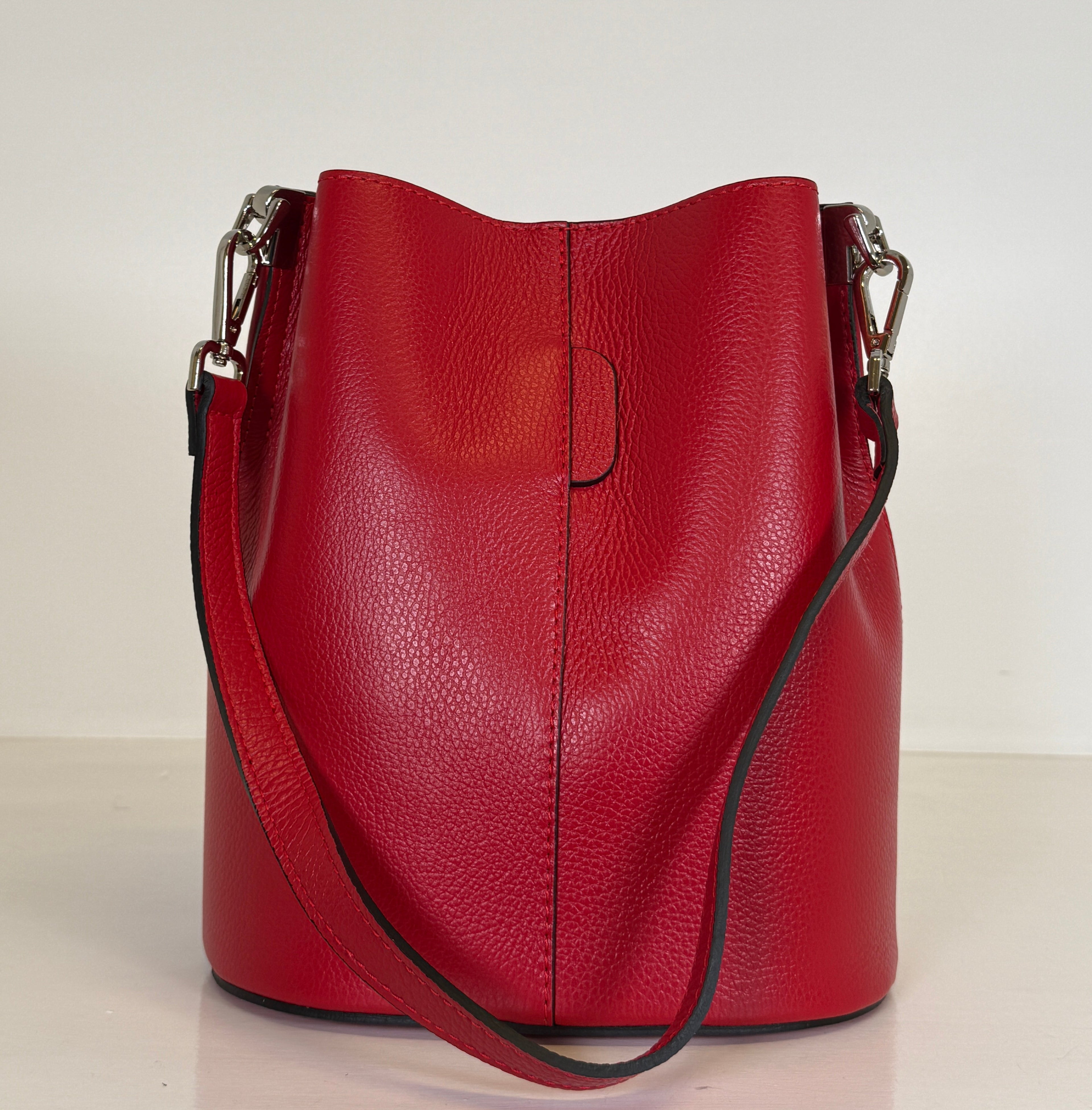 Emma Borsa a Secchiello in Cuoio