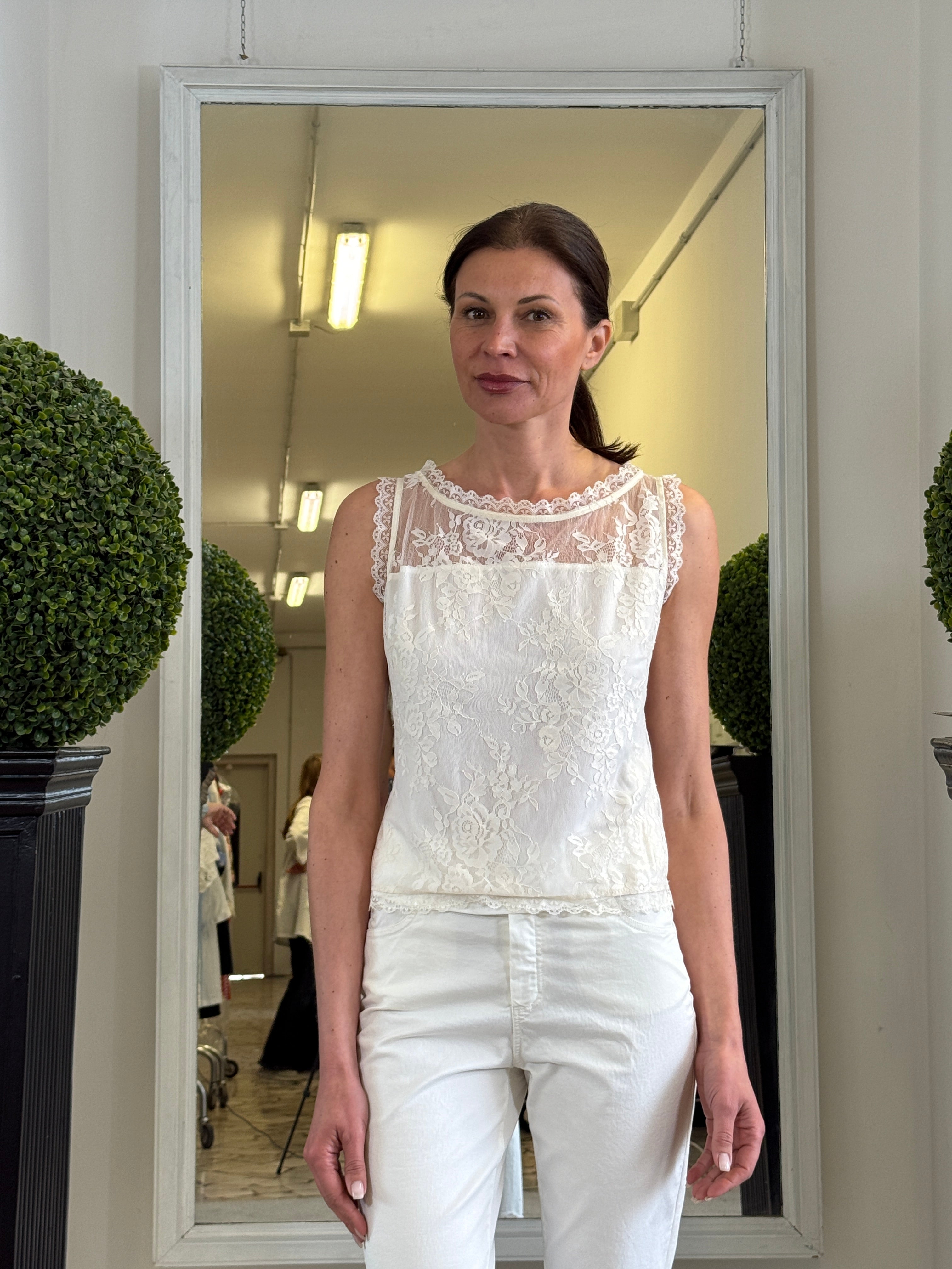 Susy Mix Top Smanicato in Pizzo