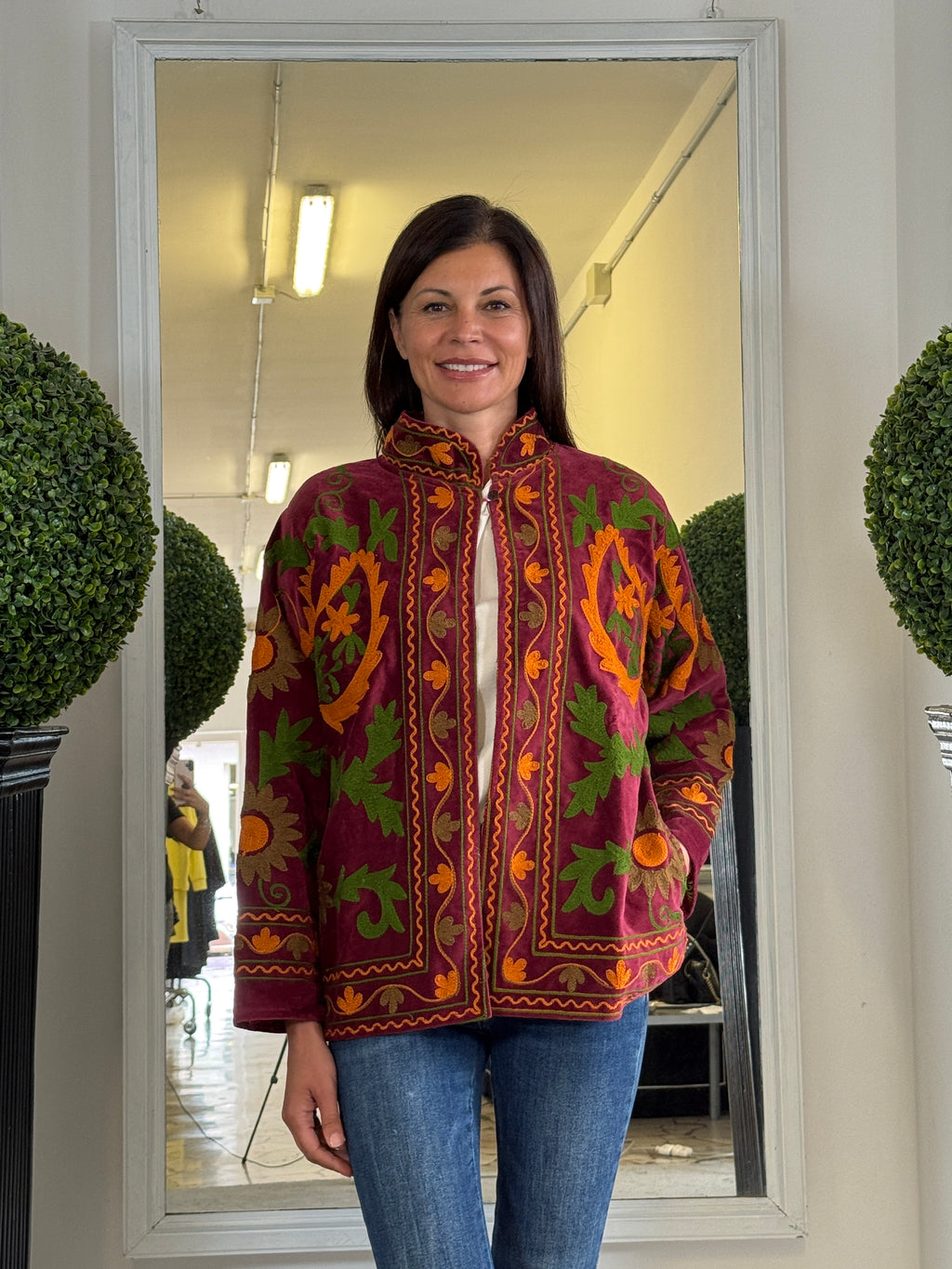Suzani Artigianale Flower Bordeaux 775