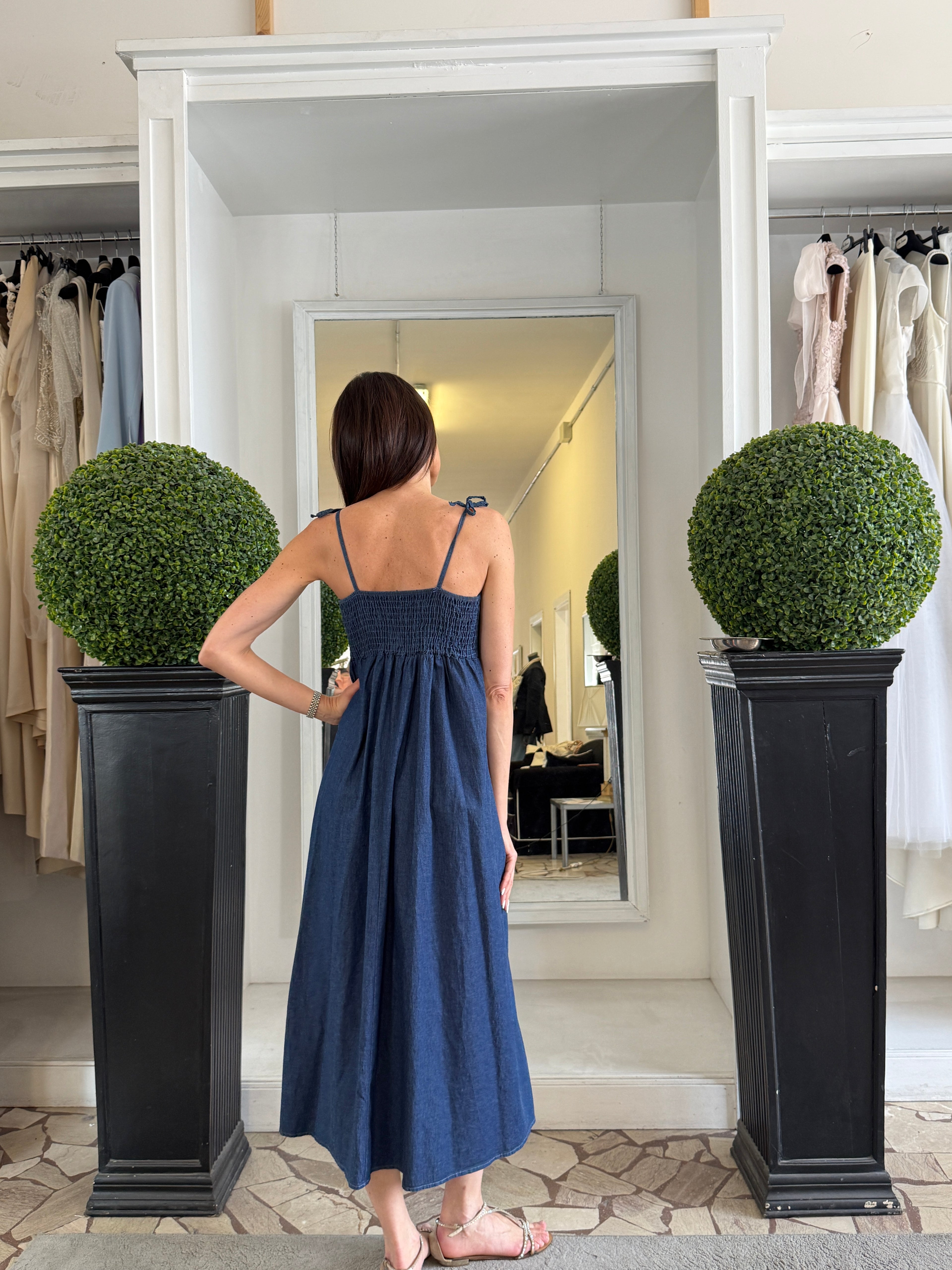Abito Lungo in Denim Leggero con Spalline Sottili