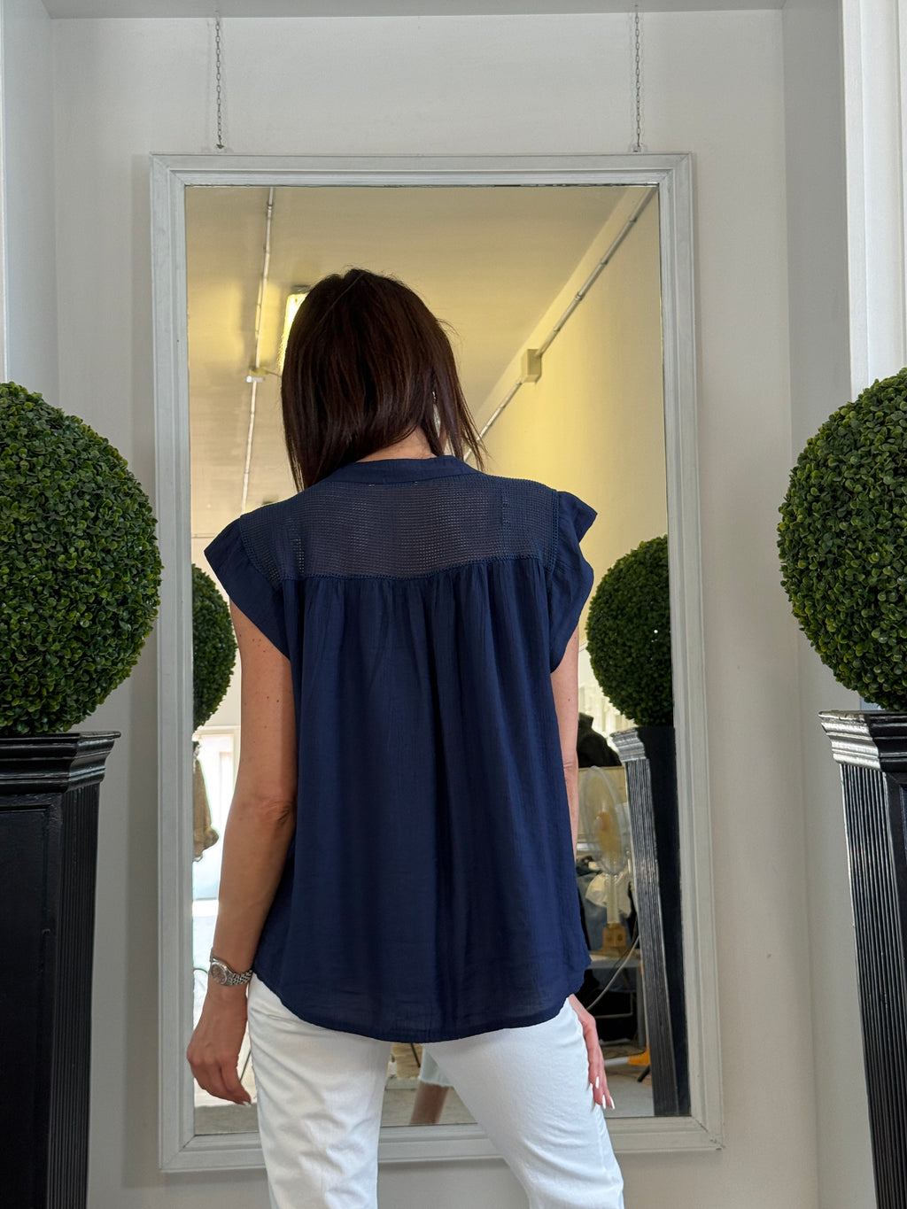 Camicia con Inserto a Rete sul Retro