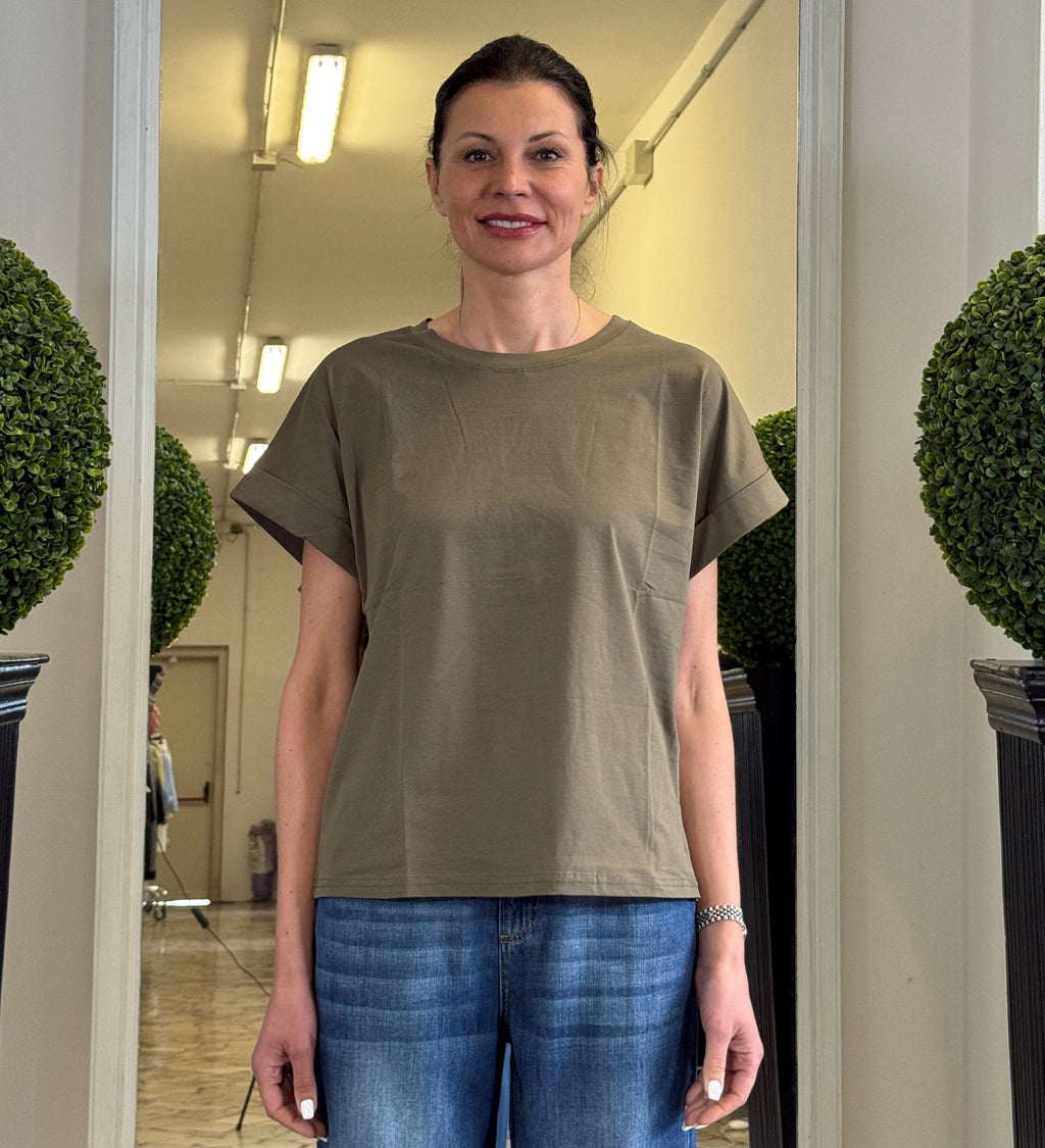 T-shirt Basic con Maniche con Risvolto