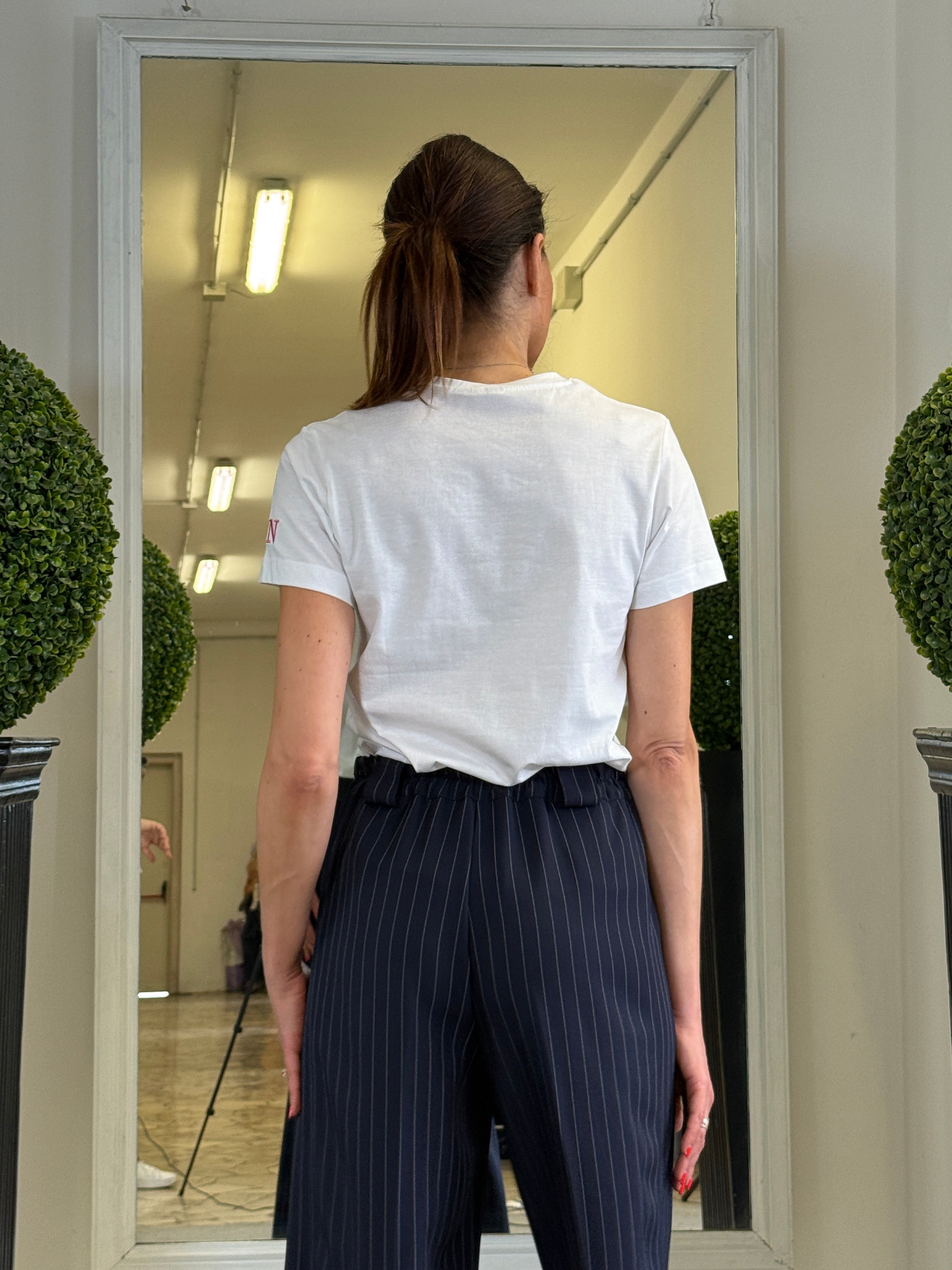 T-shirt Bianca con Ricamo Personalizzato