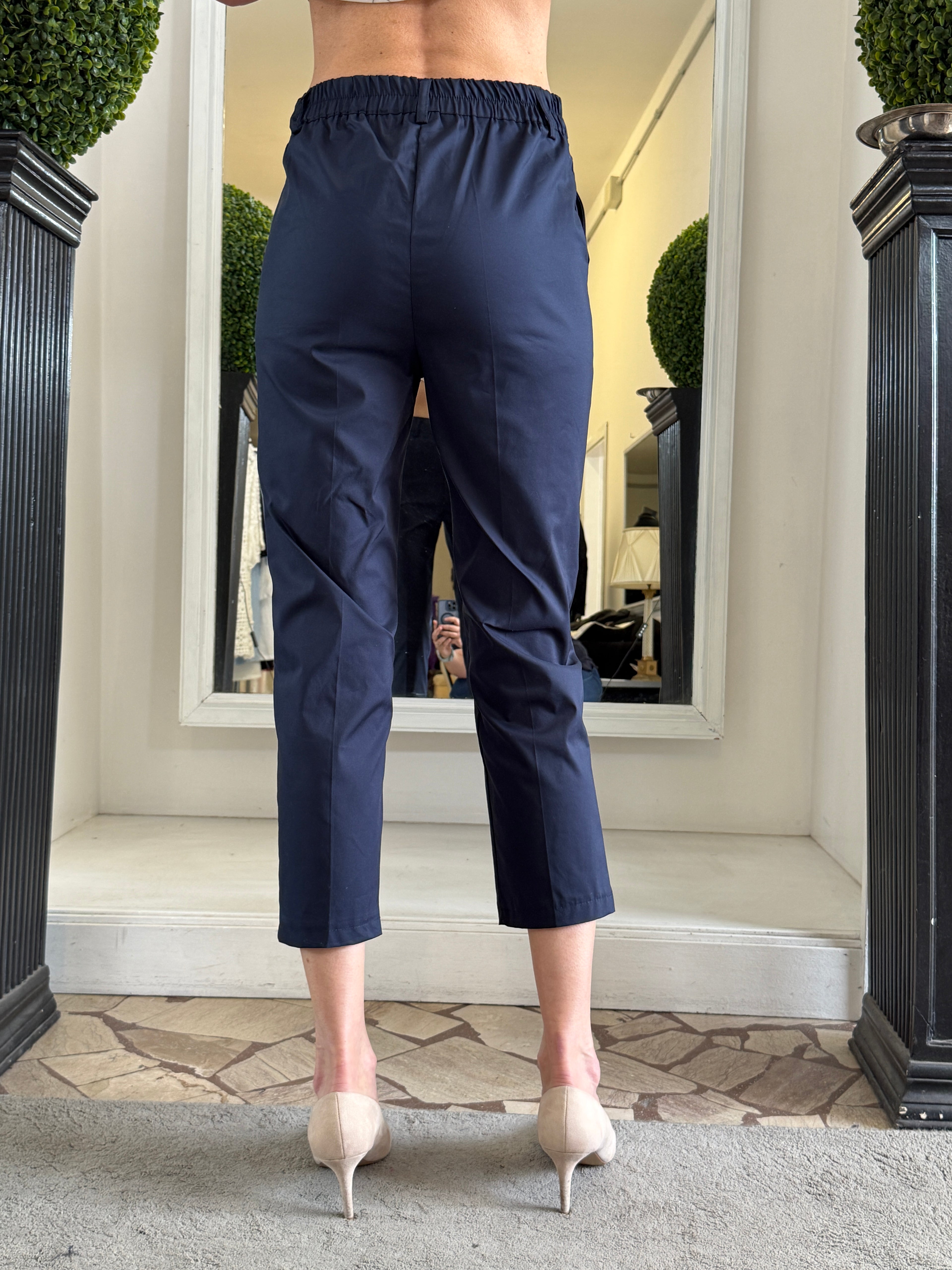 Pantaloni a Sigaretta con Elastico sul Retro