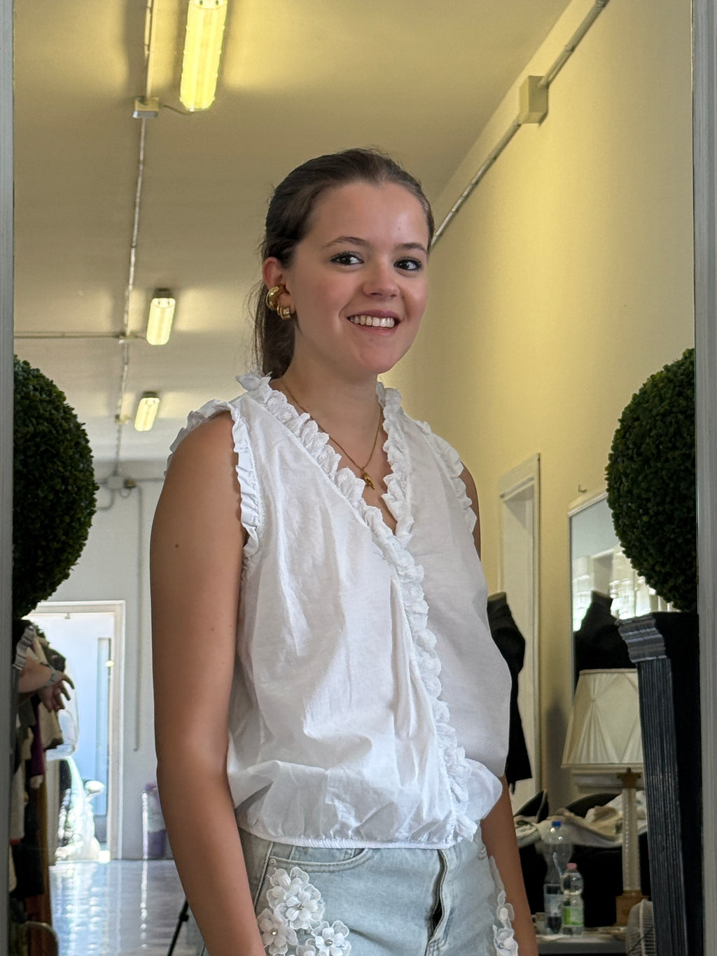 Camicia Senza Maniche con Orli Arricciati ed Elastico sul Fondo