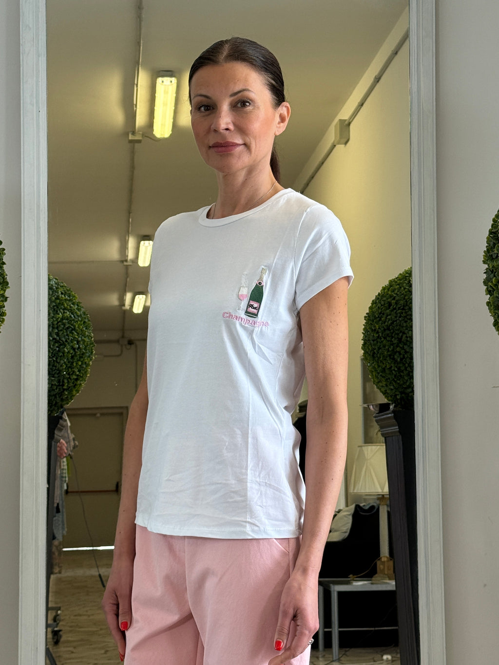 T-shirt in Cotone con Ricamo Champagne
