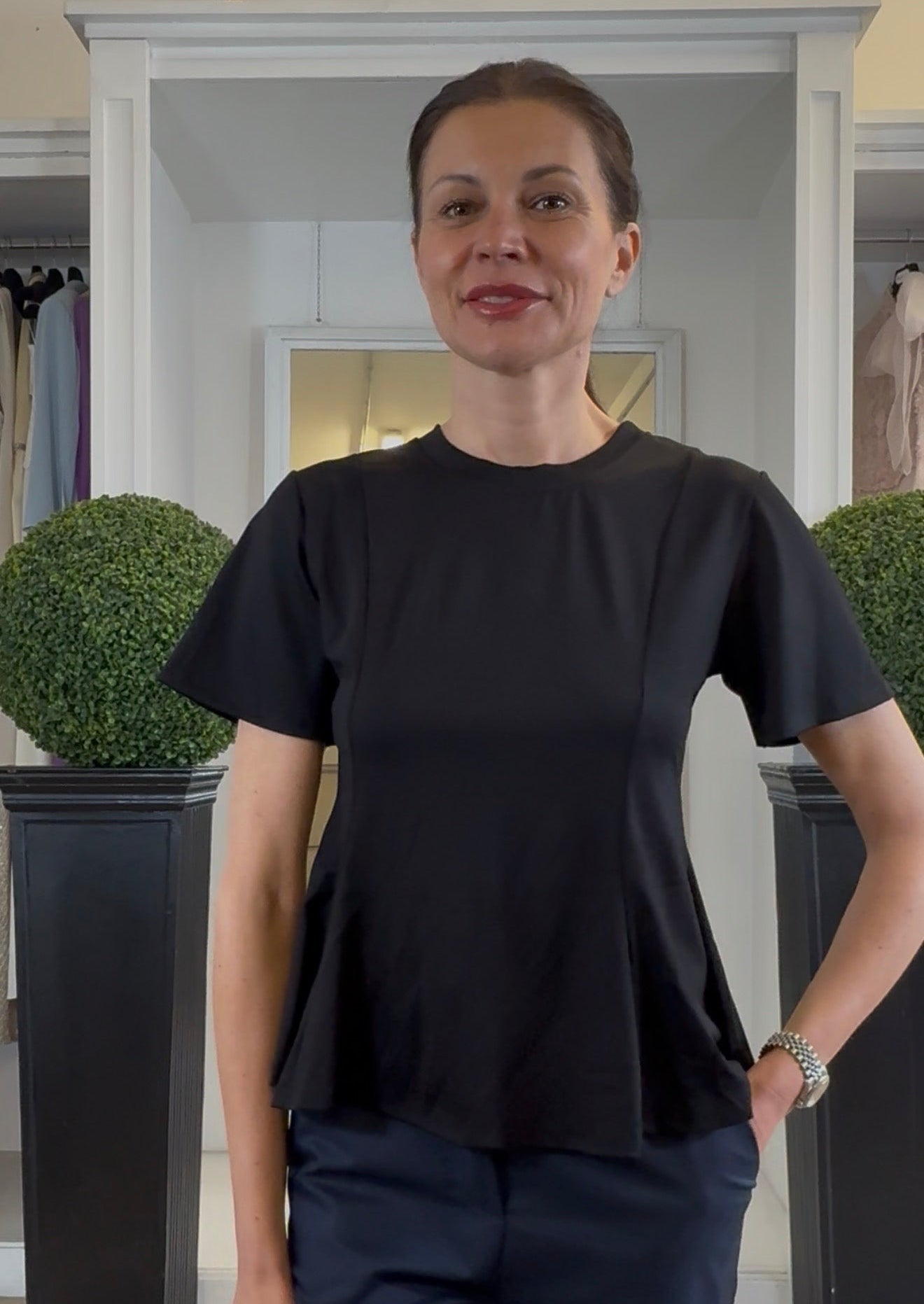 Maglia con Tagli Svasati sul Davanti