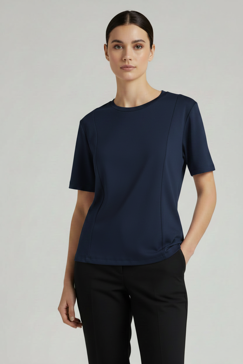 Maglia con Tagli Svasati sul Davanti