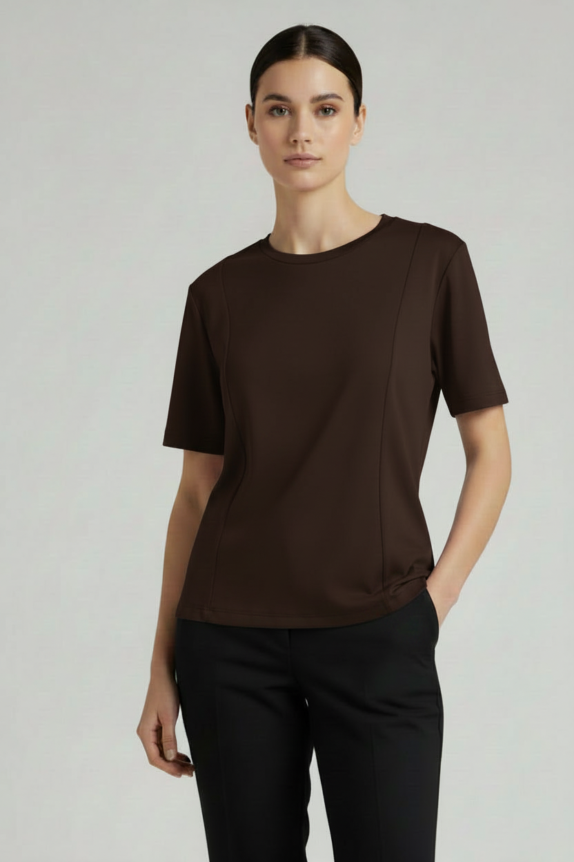 Maglia con Tagli Svasati sul Davanti