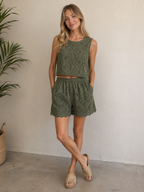 Completo Blusa e Pantaloncini in Pizzo Sangallo