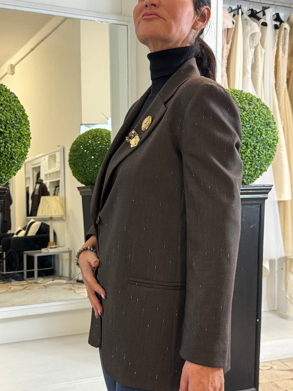 Giacca Gessata in Lurex Oro con Spille LiLu